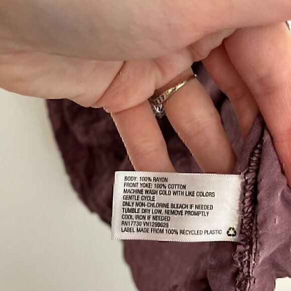 KNOX ROSE Purple Swiss Dot Crochet Eyelet Tie Bow Back Short Flutter Sleeve Top - Picture 8 of 13